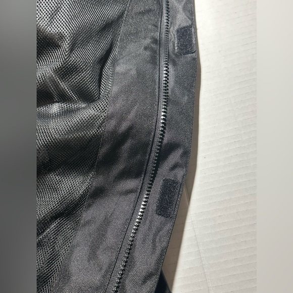 Portwest S555 Outcoach Waterproof PU Jacket with Stormflap and Packaway Hood Med - Picture 11 of 16